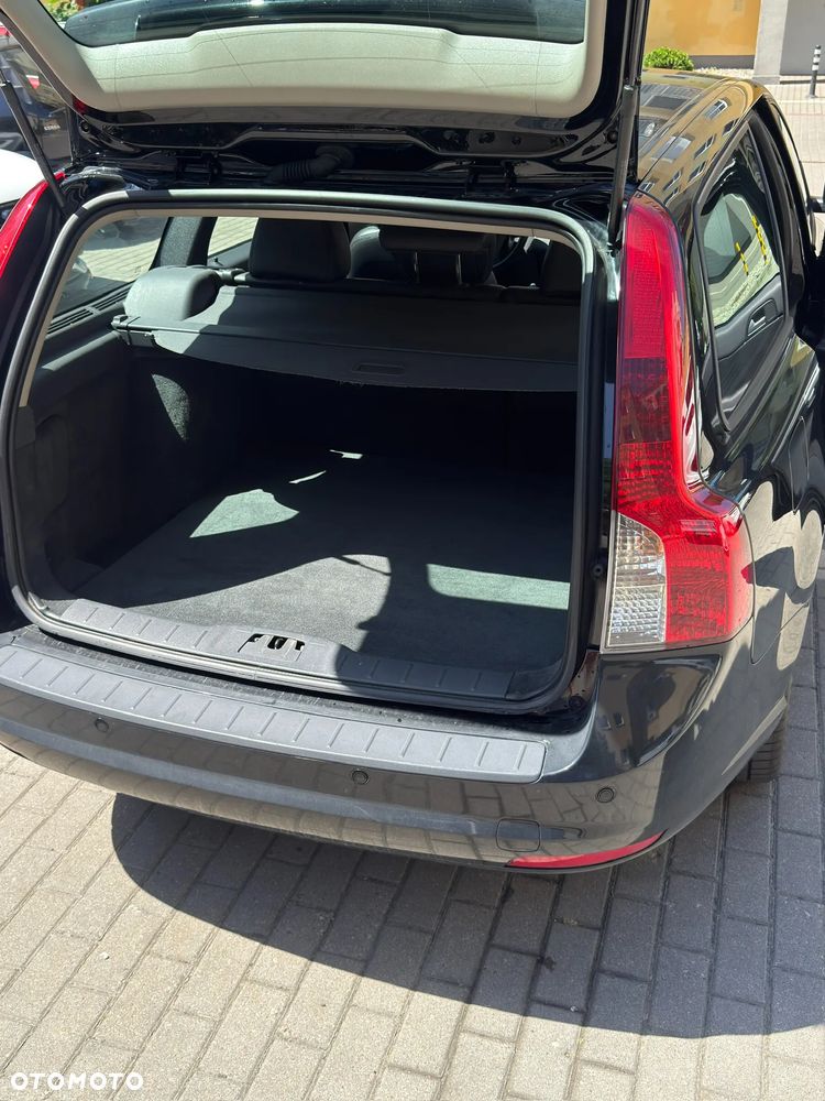 Volvo V50 - 17