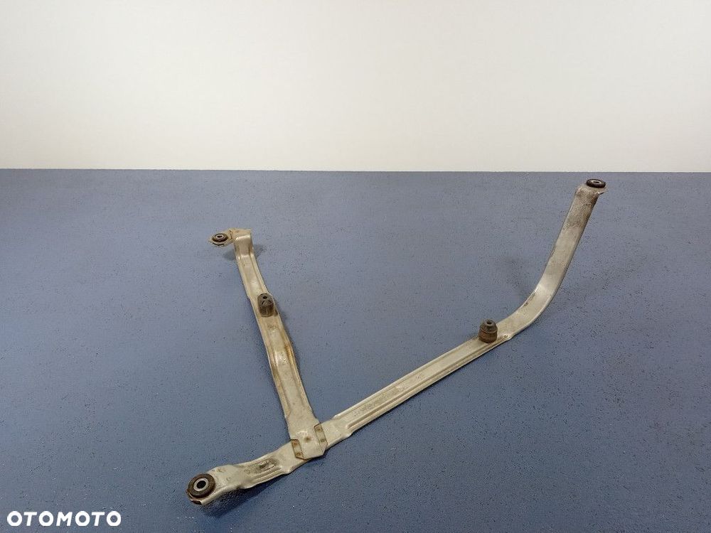 BMW 5 G30 G31 G14 OPASKA ZBIORNIKA PRAWA 7383181 - 1