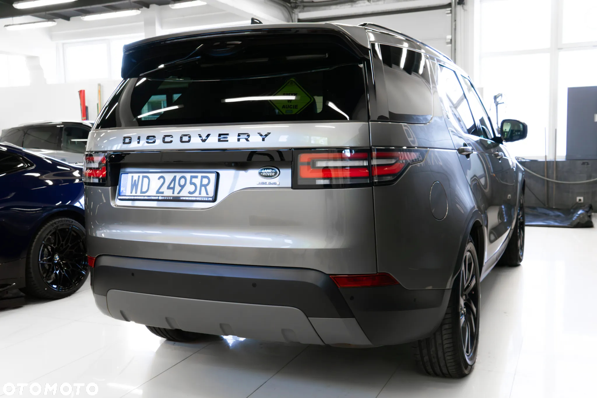 Land Rover Discovery V 3.0 SDV6 HSE - 4