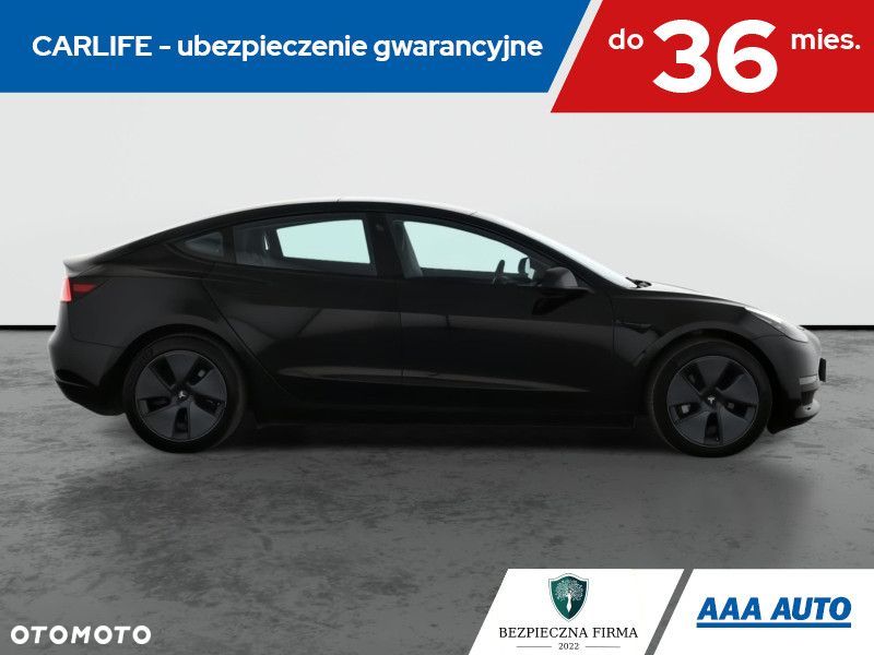 Tesla Model 3 - 8