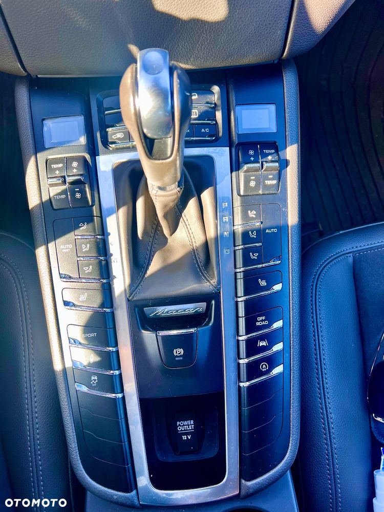 Porsche Macan - 14