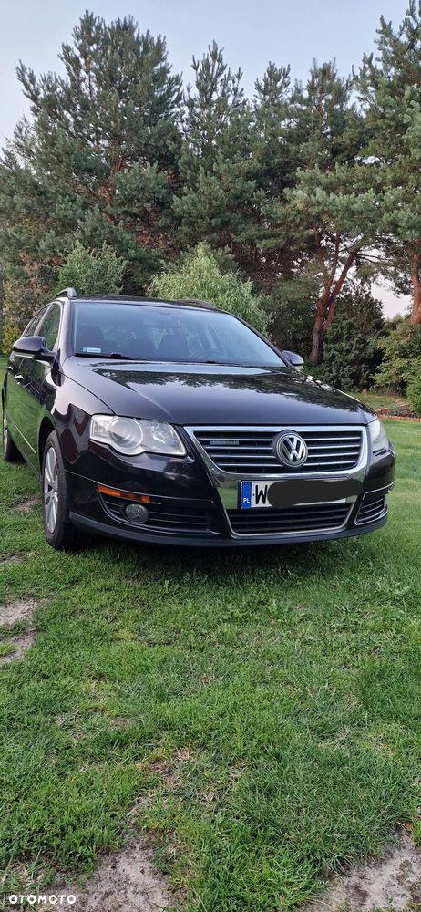 Volkswagen Passat 1.9 TDI DPF BlueMotion - 13