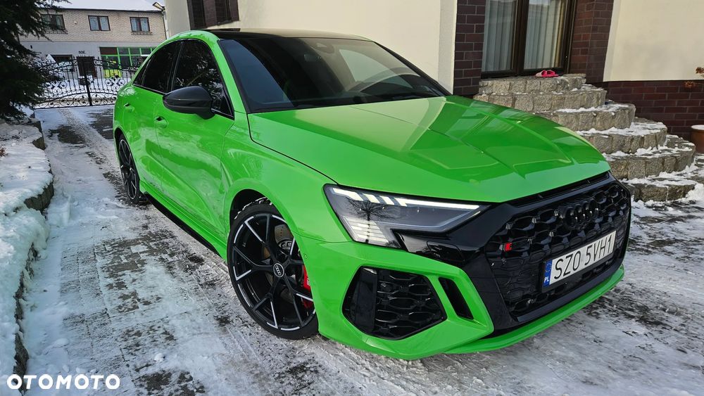 Audi RS3 Sportback - 1