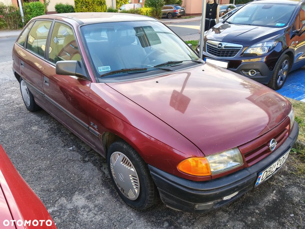 Opel Astra - 1