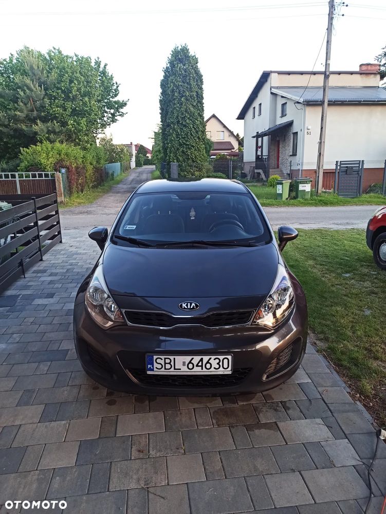 Kia Rio 1.2 M - 14