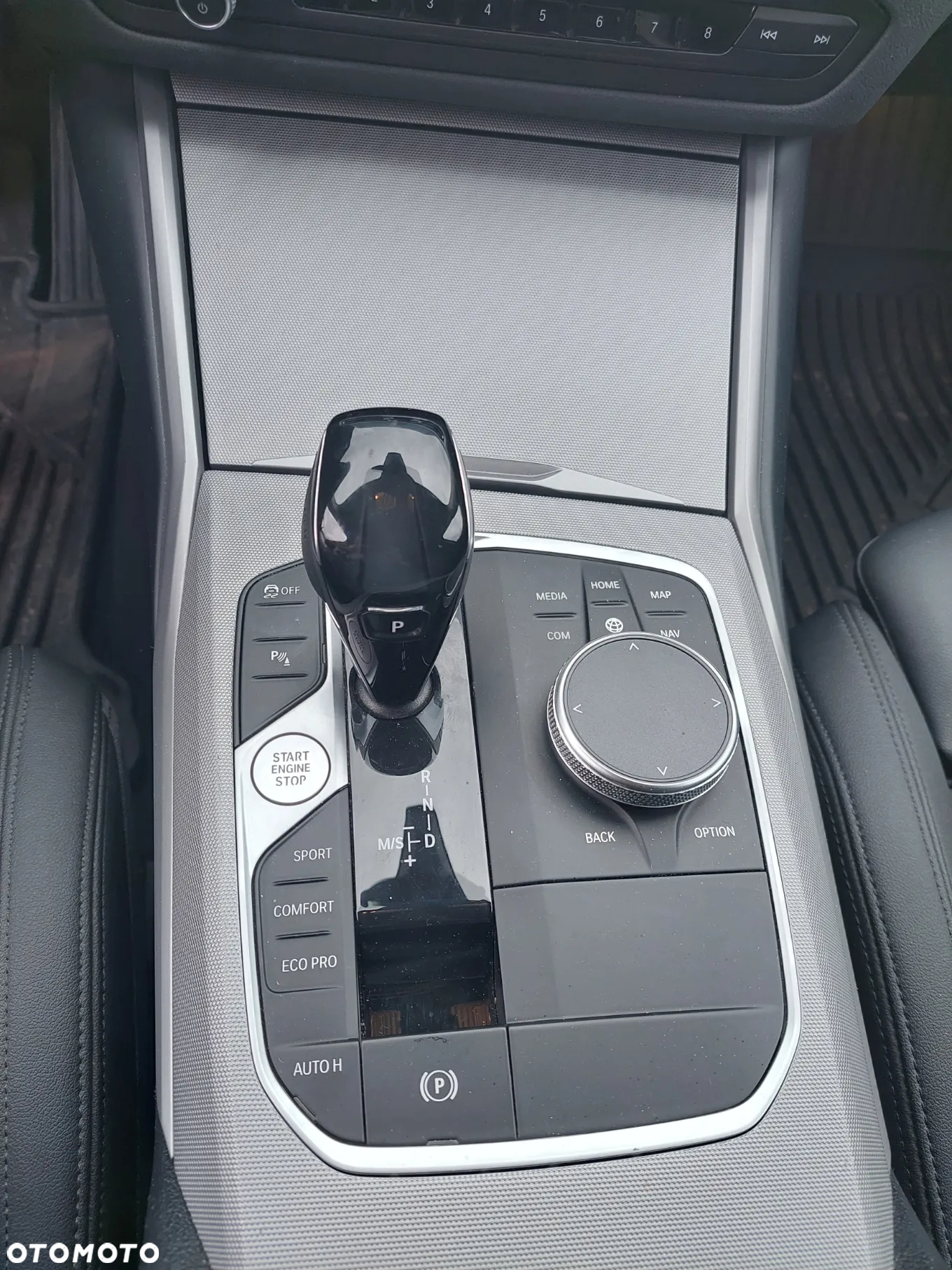 BMW Seria 3 318d - 9