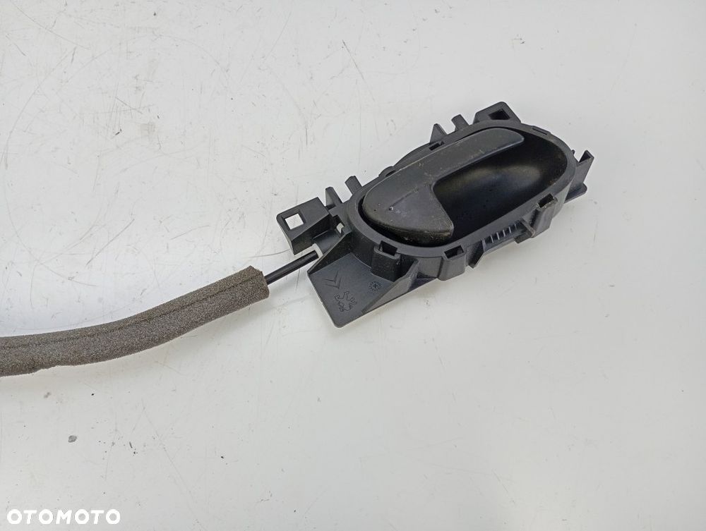klamka przednia prawa przód zamek linka peugeot partner II berlingo II 2008-2012 europa 828405 - 2