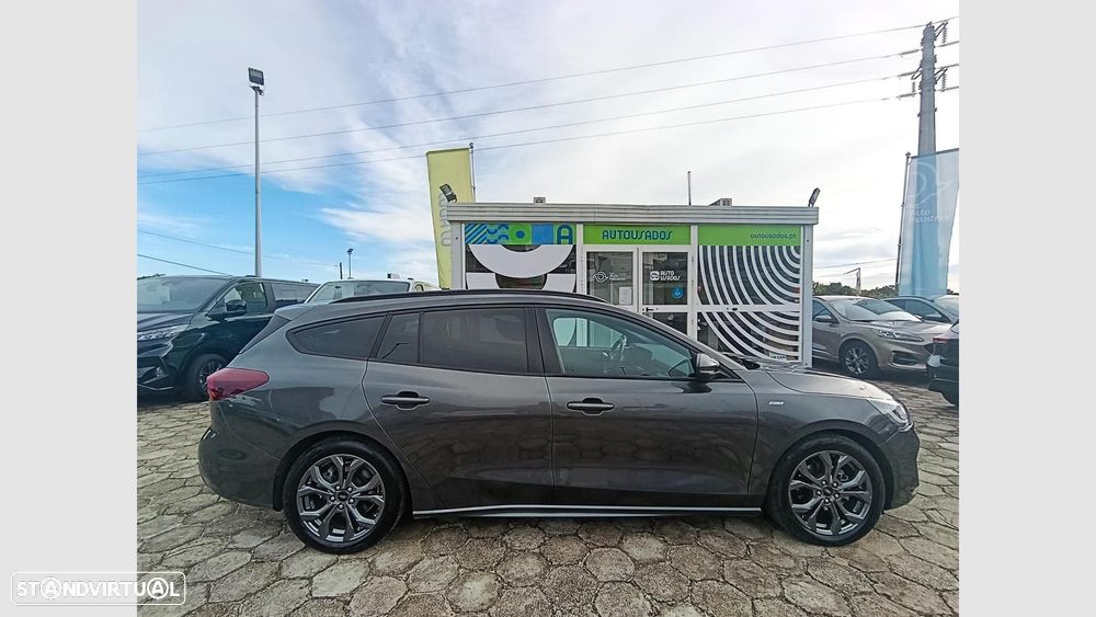Ford Focus SW 1.0 EcoBoost MHEV ST-Line X - 10