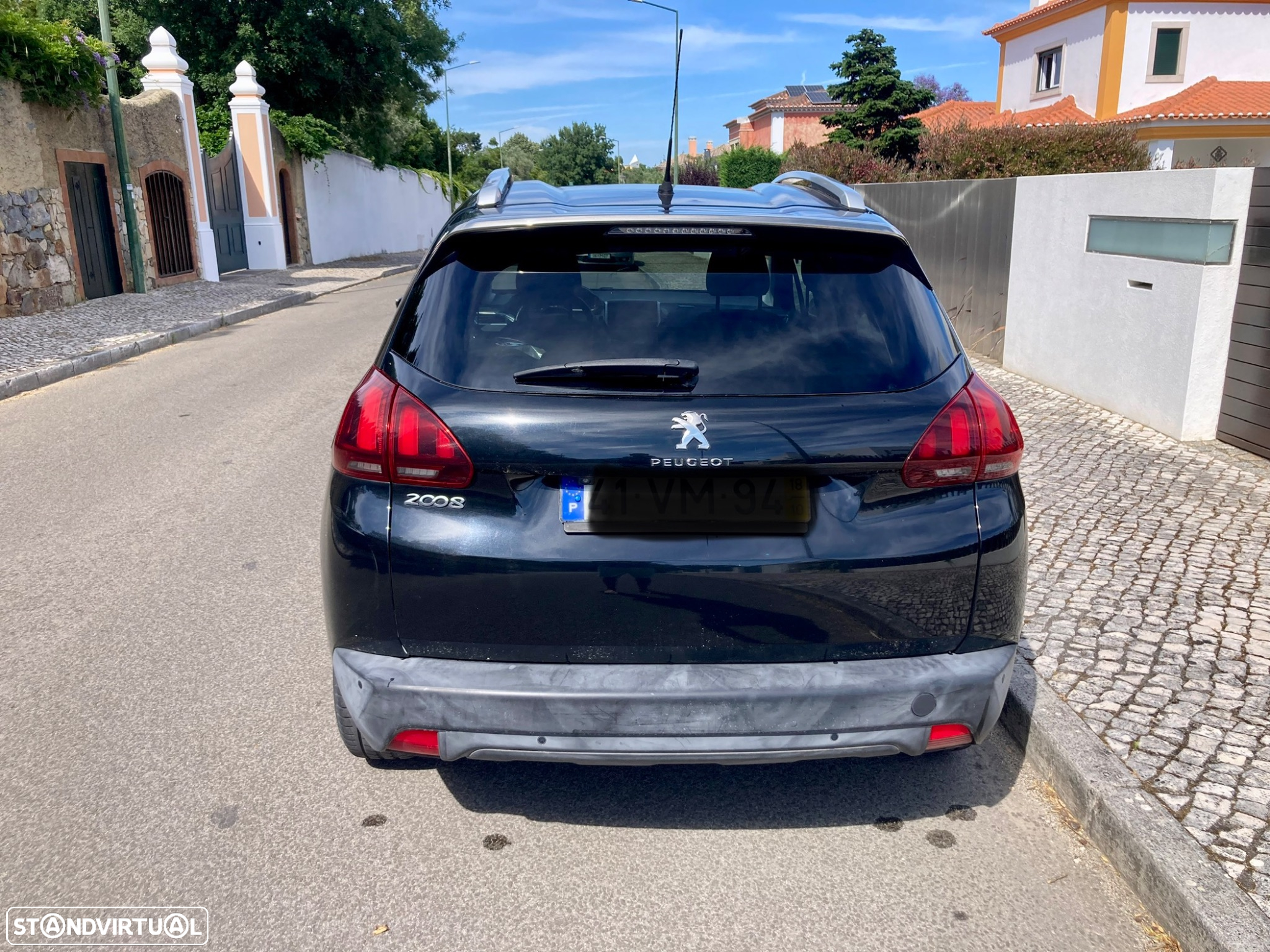 Peugeot 2008 1.2 PureTech Style - 3