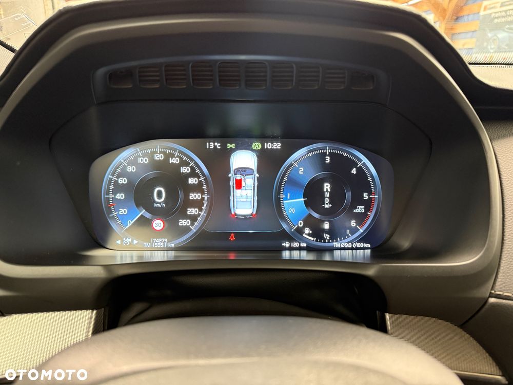 Volvo XC 90 B5 D AWD R-Design - 13