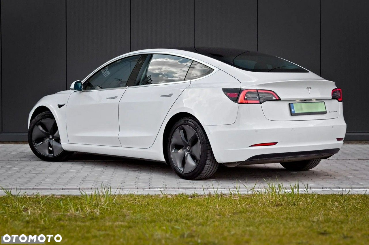 Tesla Model 3 Langstreckenbatterie Allradantrieb Dual Motor - 3