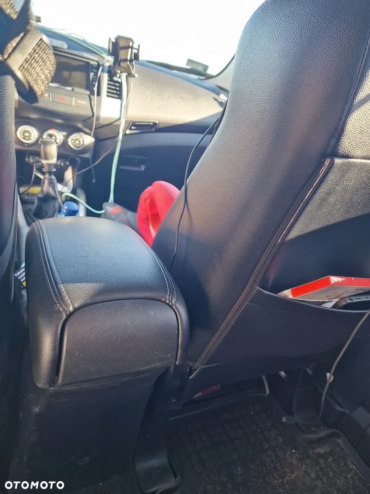 Mitsubishi Outlander 2.2 DID Intense EU5 - 21