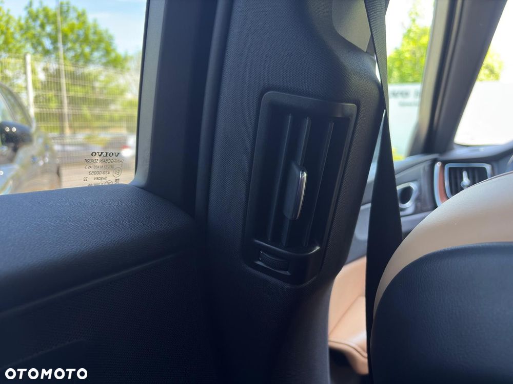 Volvo XC 60 - 39