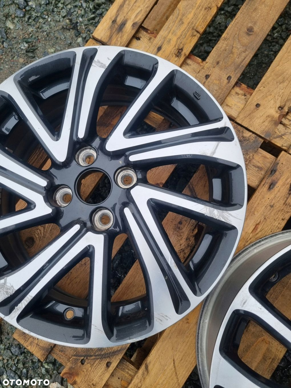 SUZUKI SWIFT SX4 BALENO 6x16 ET45 4x100 80S5660 80S60 - 6