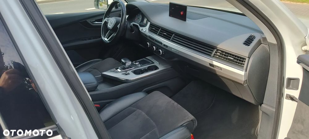 Audi Q7 3.0 TDI ultra Quattro Tiptronic - 5