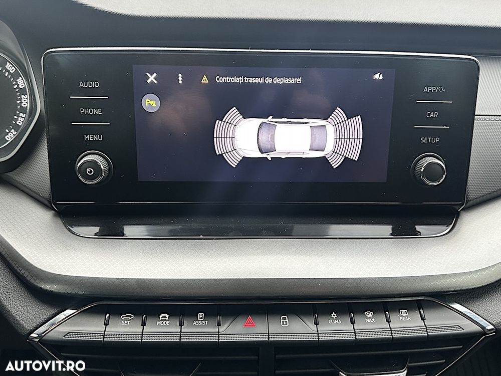 Skoda Octavia 2.0 TDI STYLE - 8