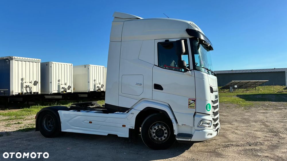 DAF XG - 3