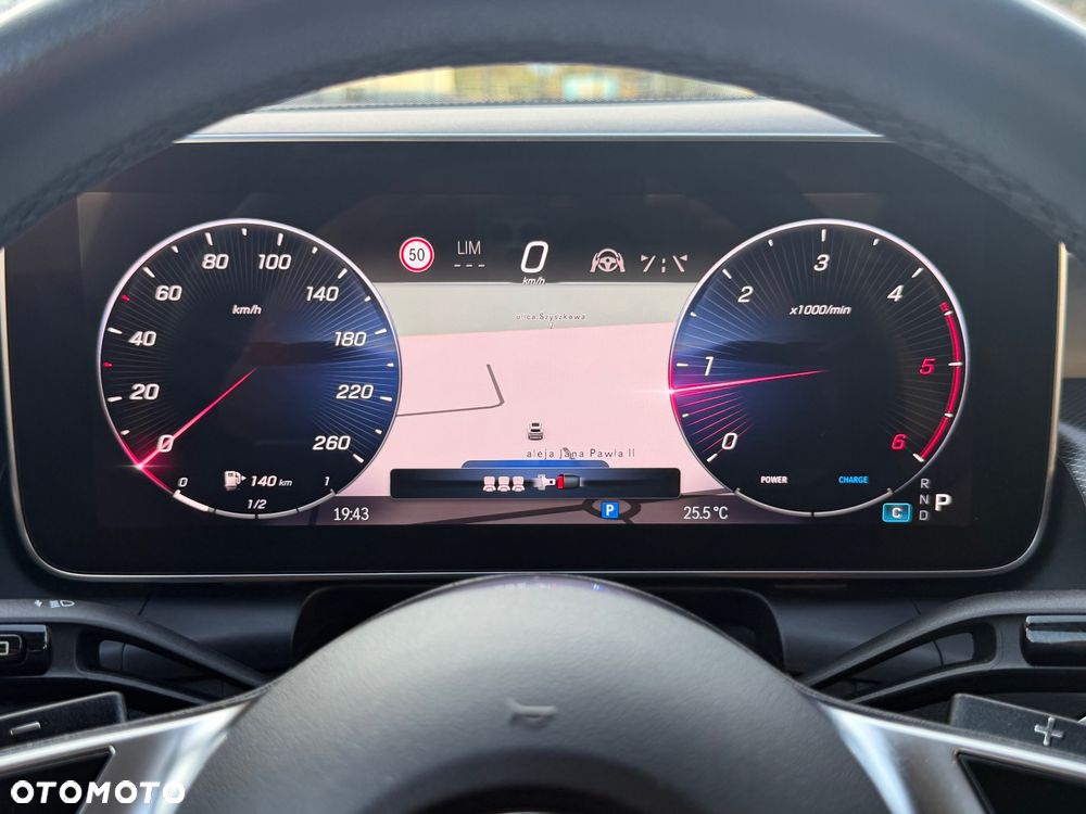 Mercedes-Benz GLC 220 d 4Matic 9G-TRONIC Edition Avantgarde - 27
