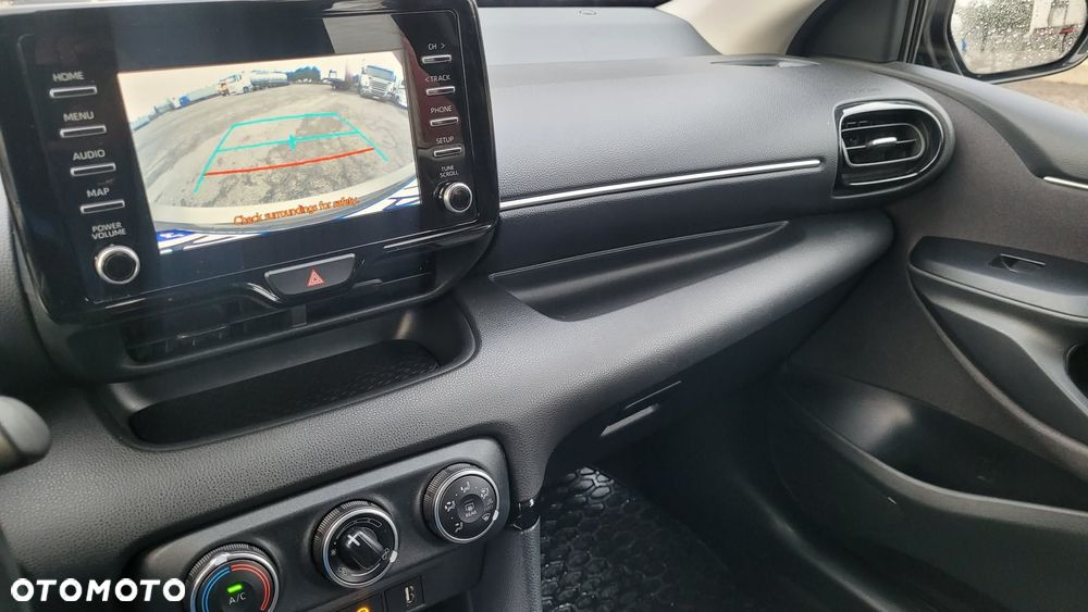 Toyota Yaris 1.5 Comfort - 14