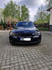 BMW Seria 3 318d