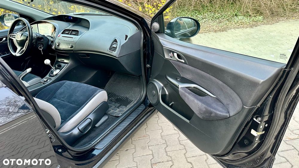 Honda Civic 1.8 Comfort - 16