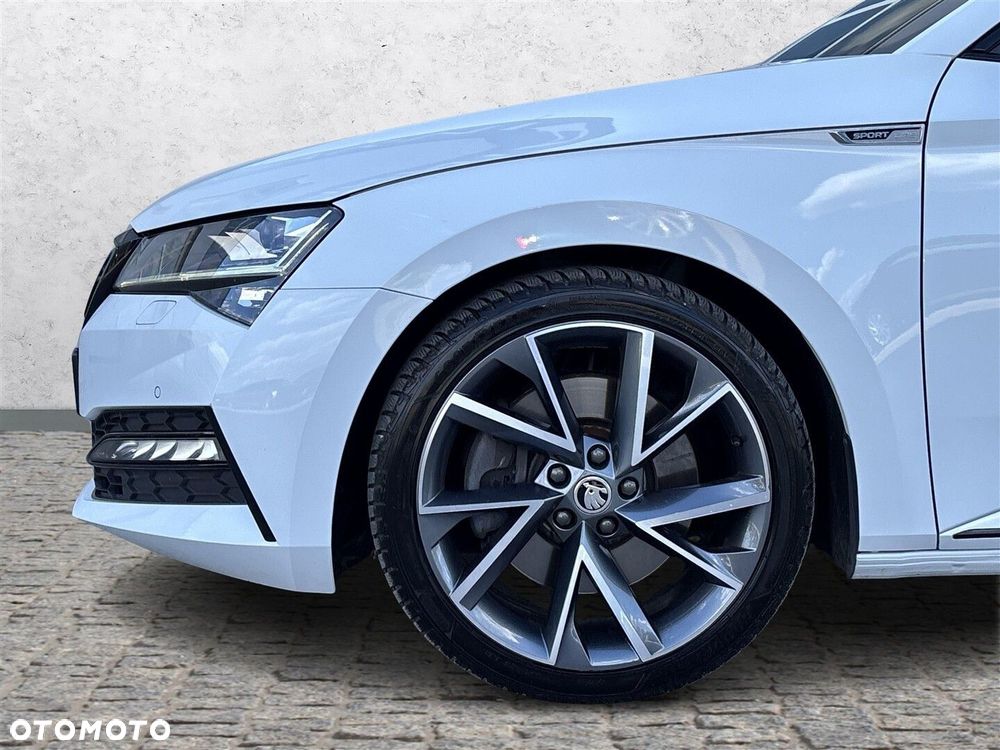Skoda Superb 2.0 TSI 4x4 Sportline DSG - 36