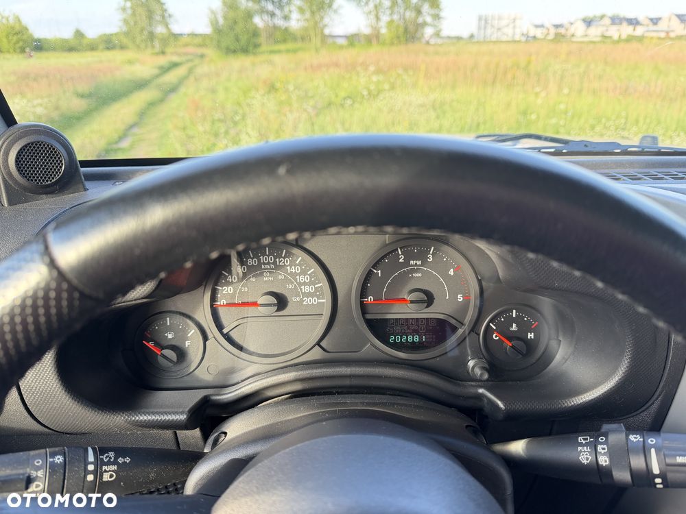 Jeep Wrangler Unlimited 2.8 CRD Sport - 4