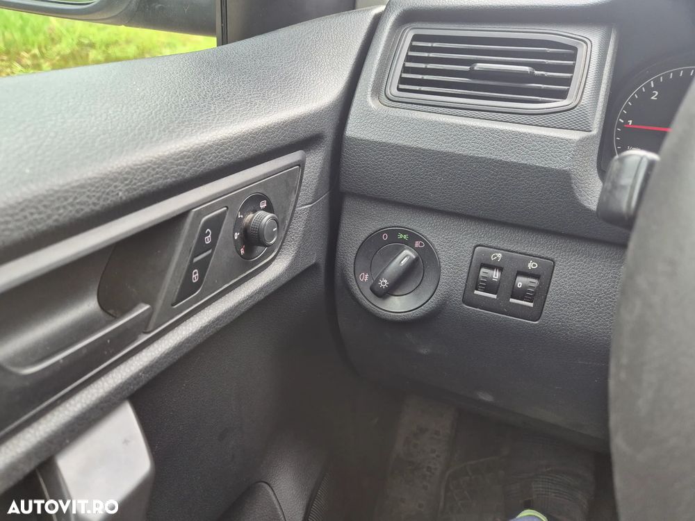Volkswagen Caddy Maxi - 5