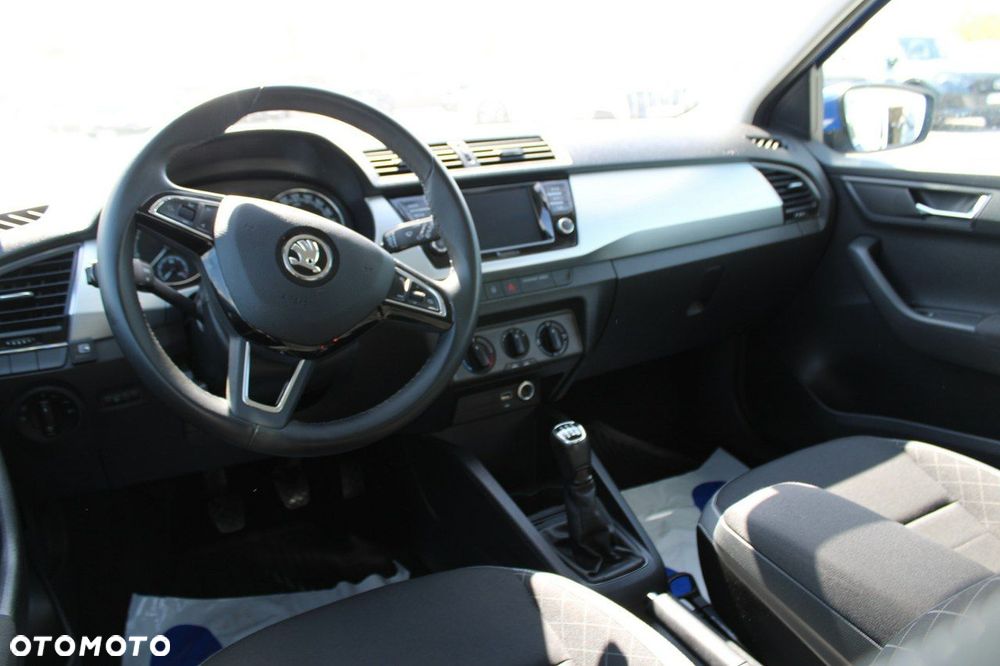 Skoda Fabia - 12
