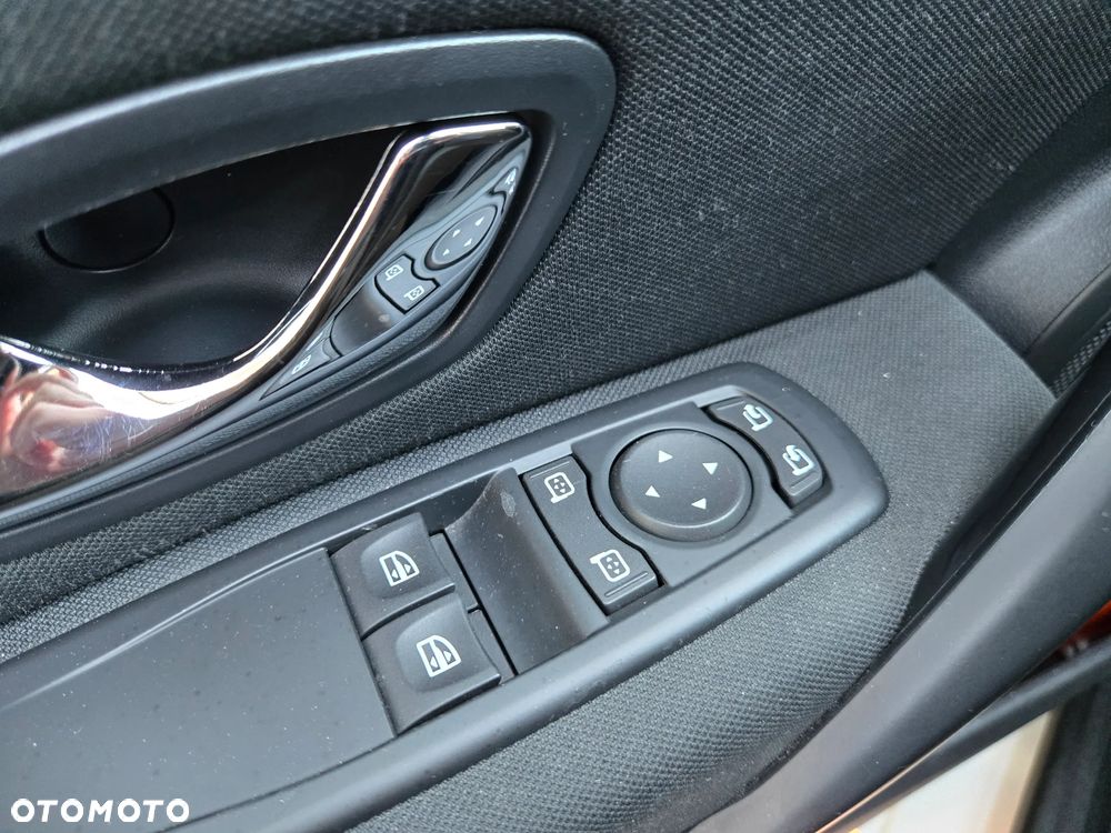 Renault Megane ENERGY TCe 115 Start & Stop Expression - 21