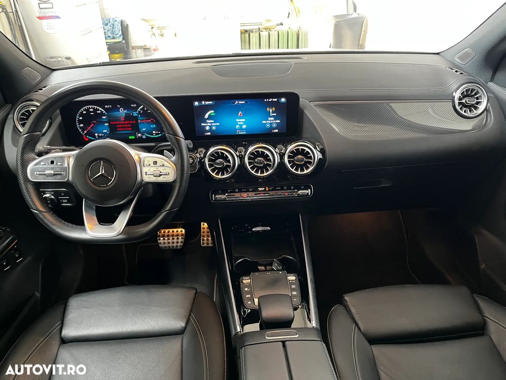 Mercedes-Benz GLA 250 e 8G-DCT - 12