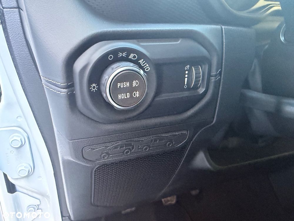 Jeep Wrangler - 18