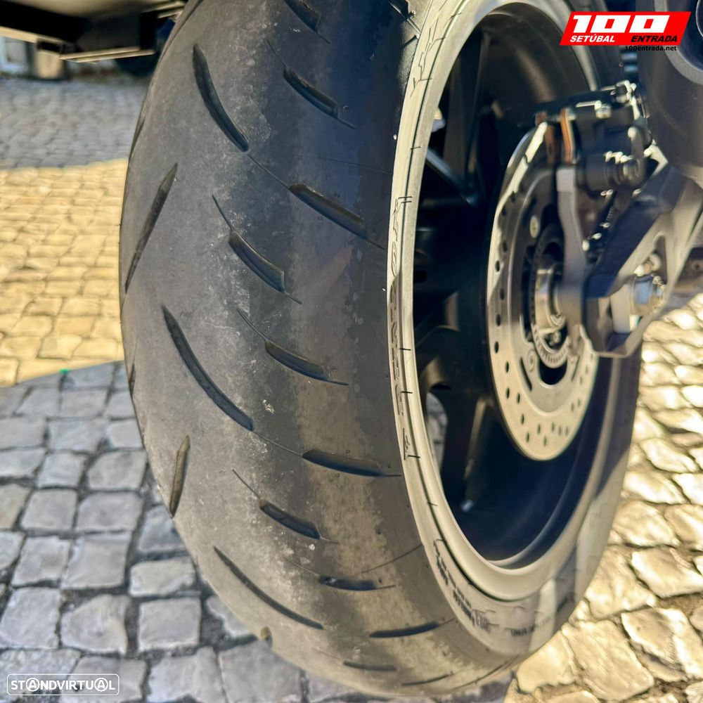 Honda NT 1100 A - 29