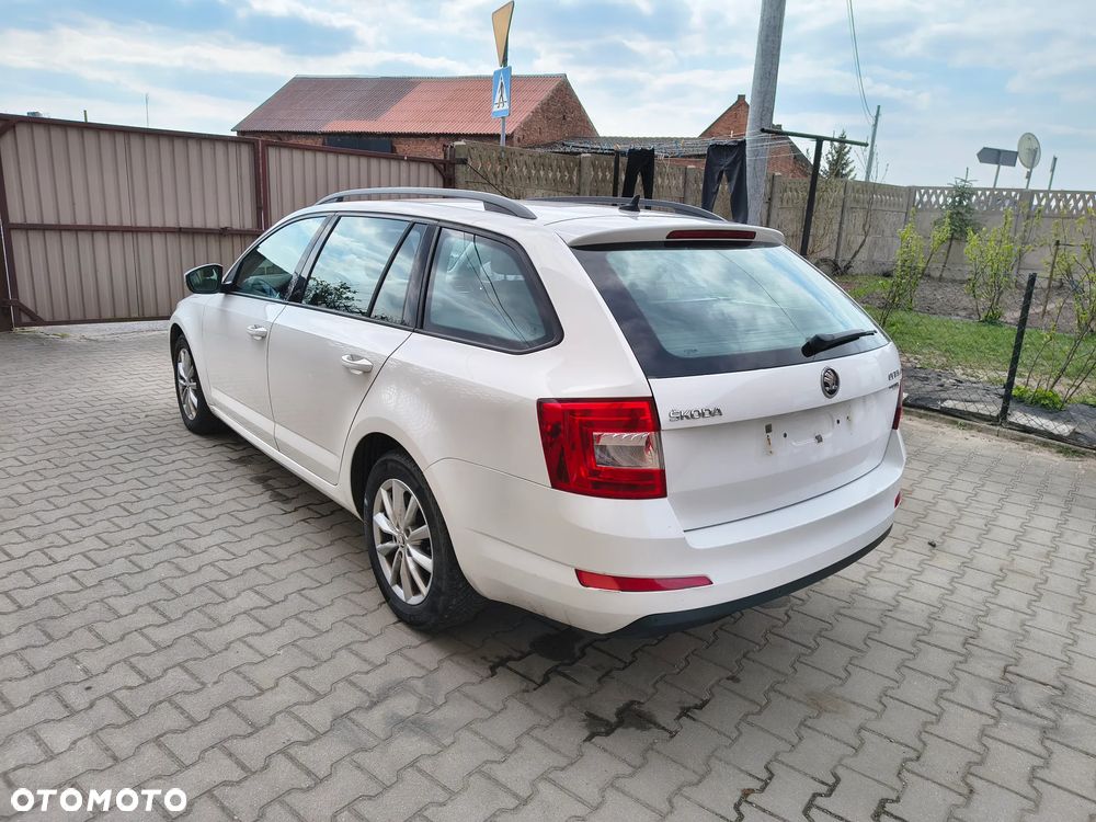 Skoda Octavia - 12