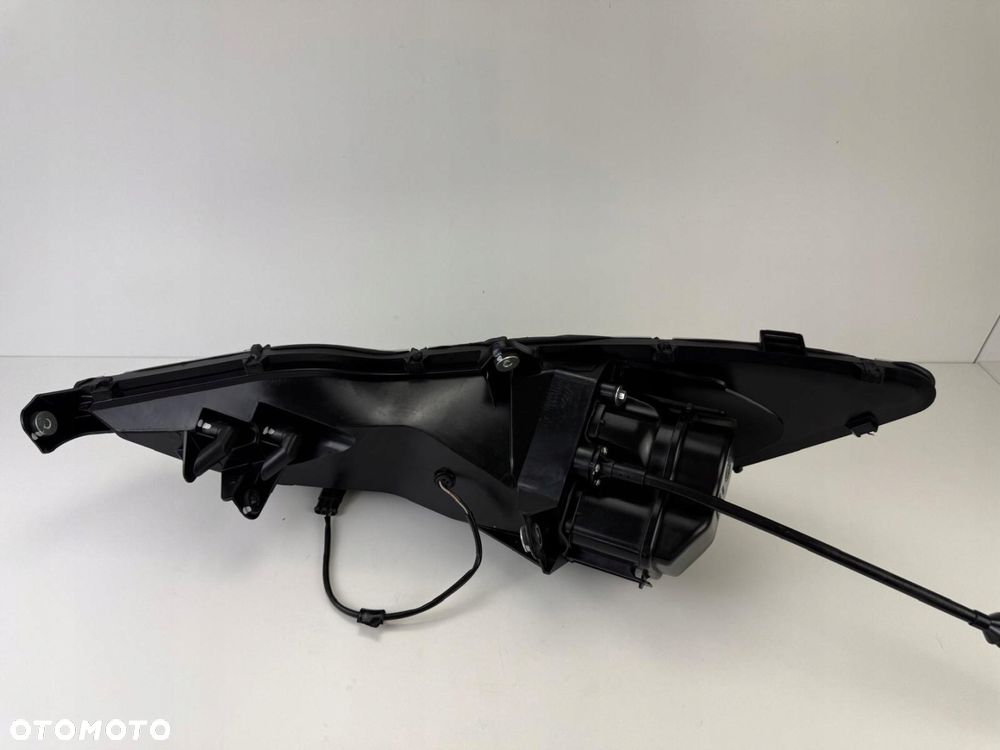Lampa przednia prawa Can-Am Spyder RT-S 2012+ - 12