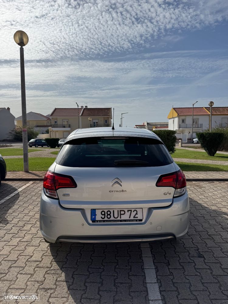 Citroen C4 2015 photo 2