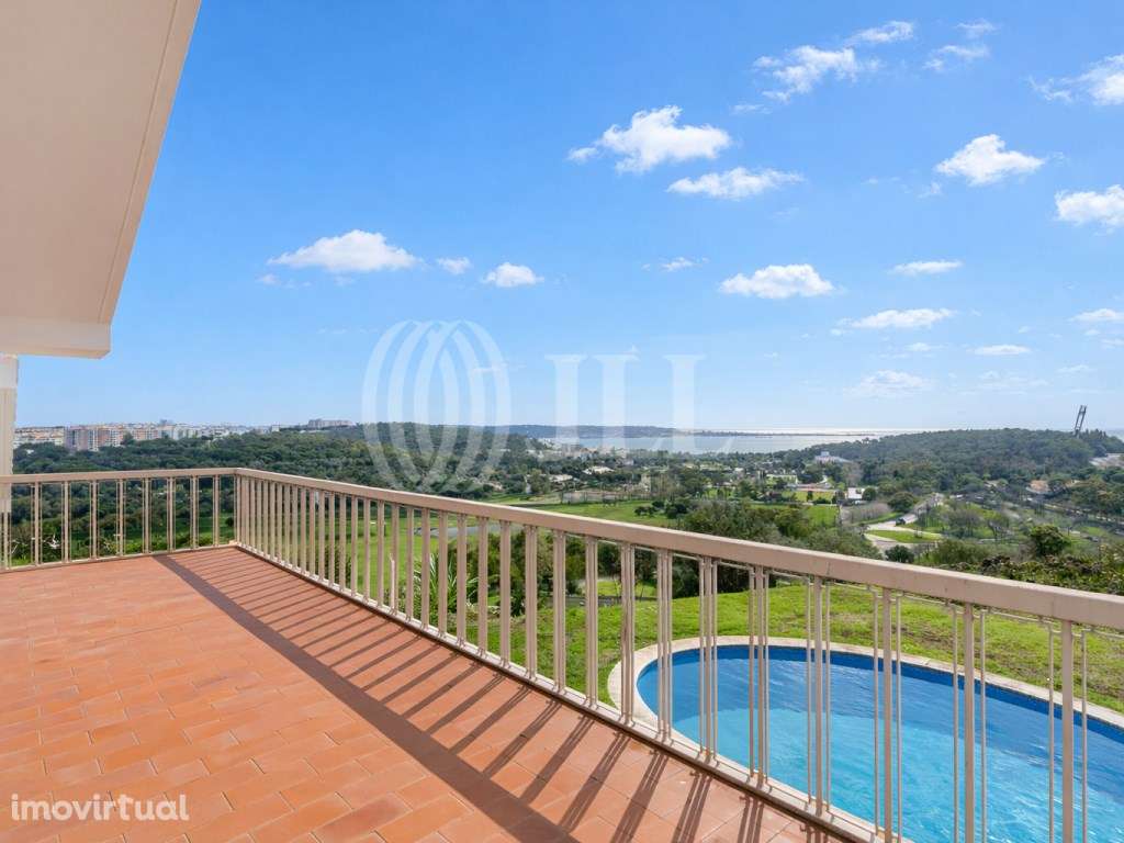 Moradia T6, com garagem e piscina, em Queijas, Carnaxide - Grande imagem: 5/38