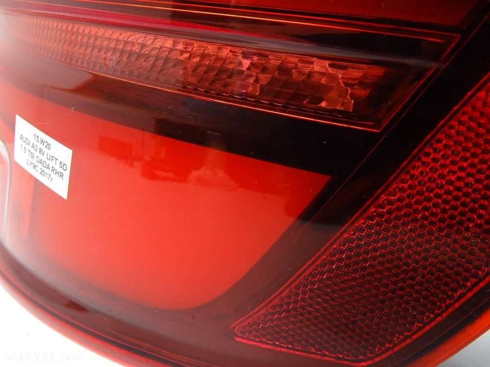 LAMPA PRAWY TYŁ TYLNA W BŁOTNIK MATRIX LED 8V4945092 AUDI A3 8V LIFT 5D SB - 4