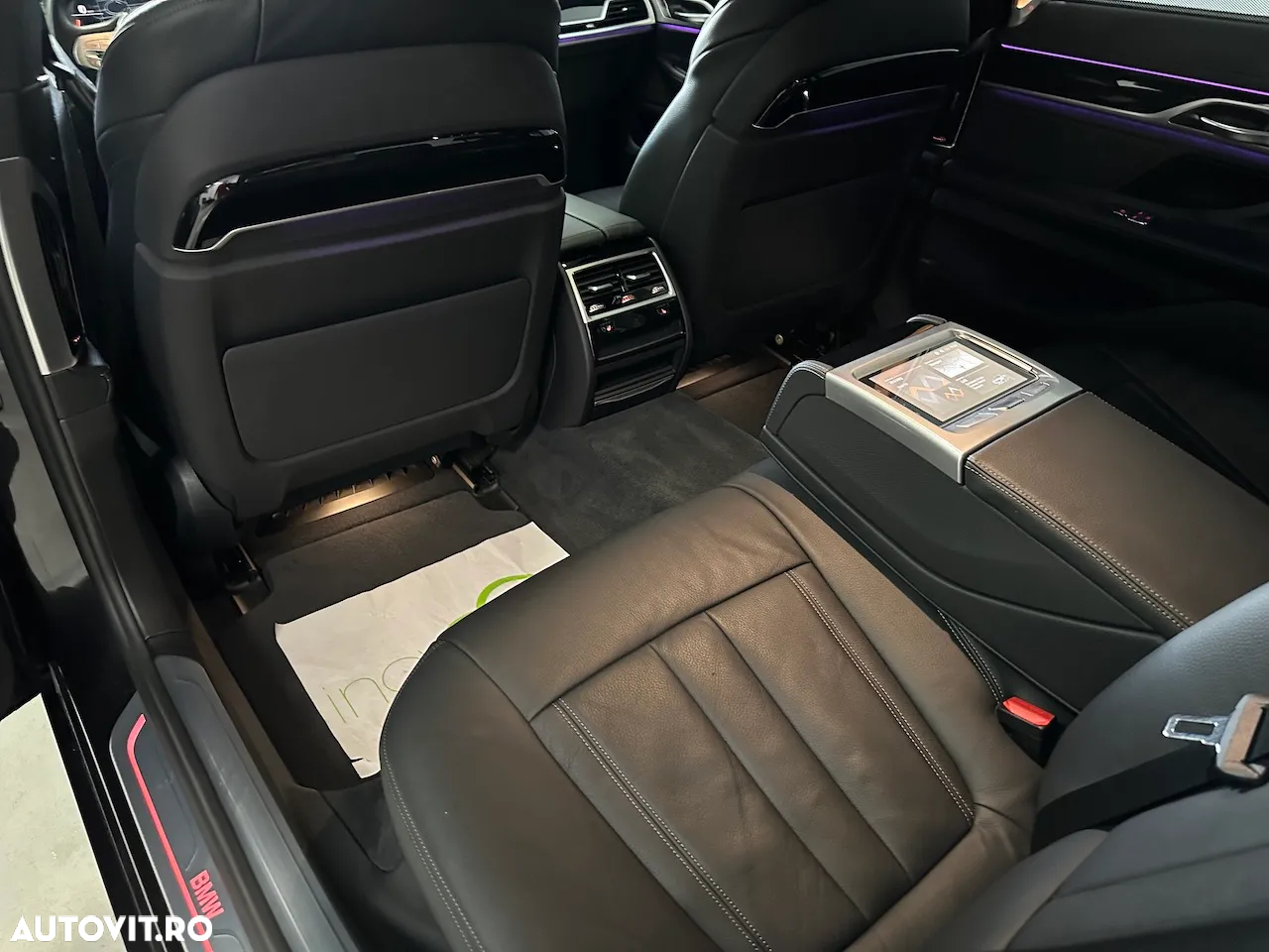 BMW Seria 7 740Li xDrive - 22