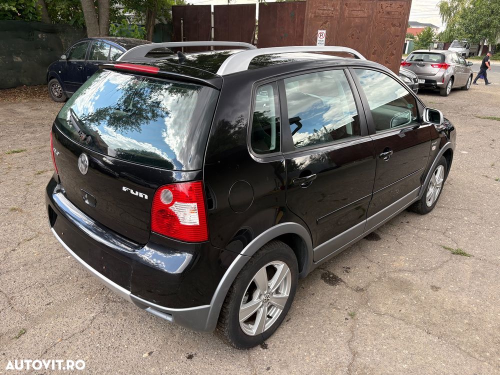 Volkswagen Polo 1.4 FSI Sportline - 3