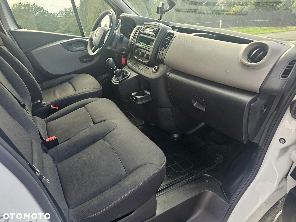 Renault Trafic - 10