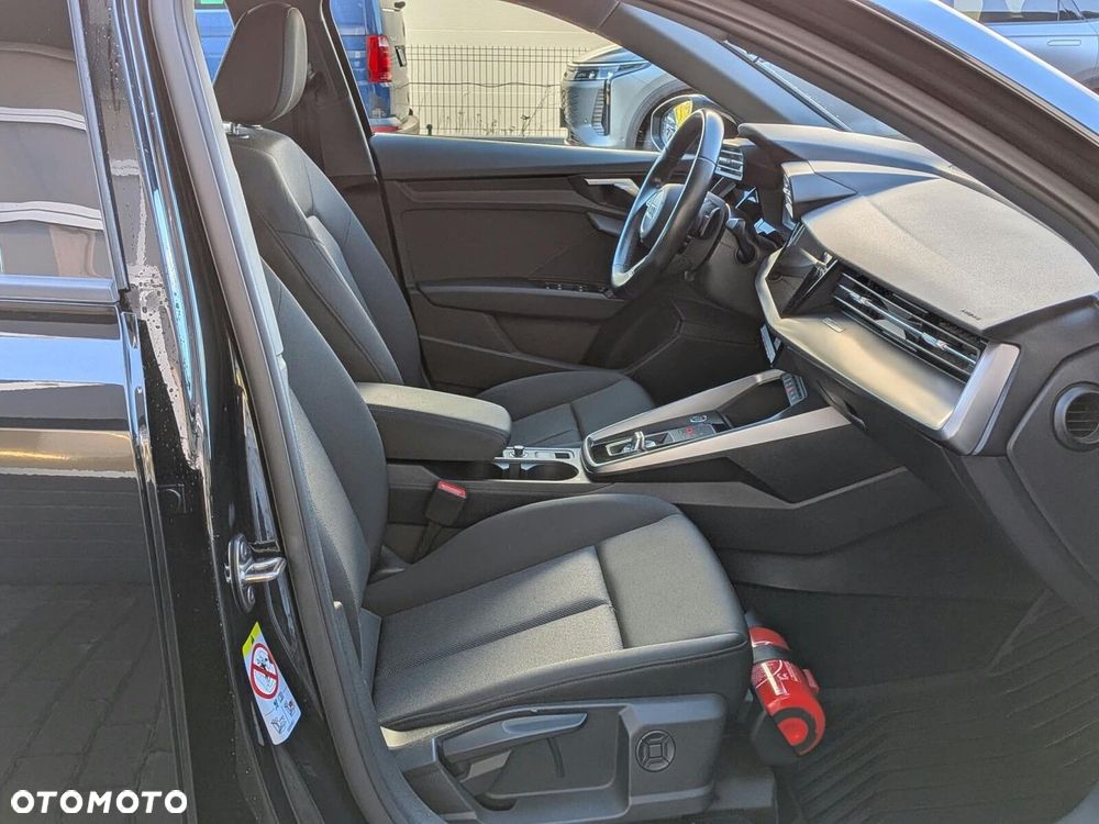 Audi A3 Sportback 35 TFSI mHEV S tronic - 12