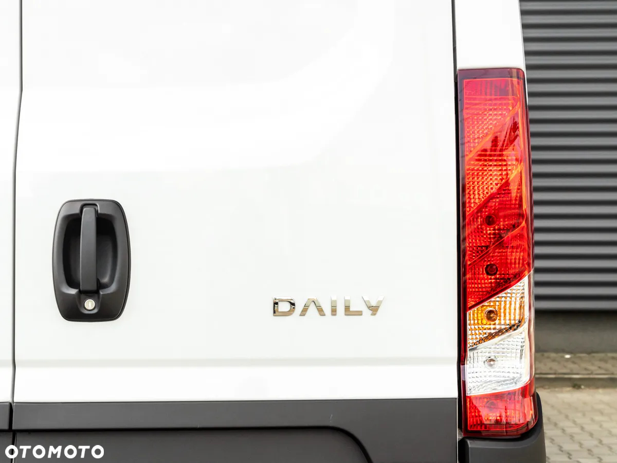 Iveco Daily 35S18HA8V 3.0 L4H3 - 11