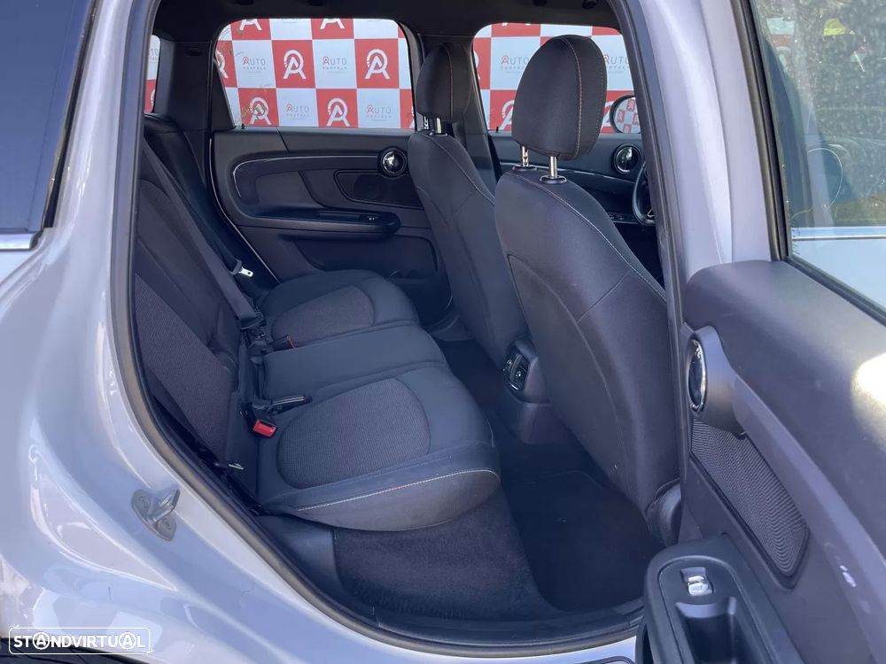 MINI Countryman Cooper SE ALL4 Auto - 21