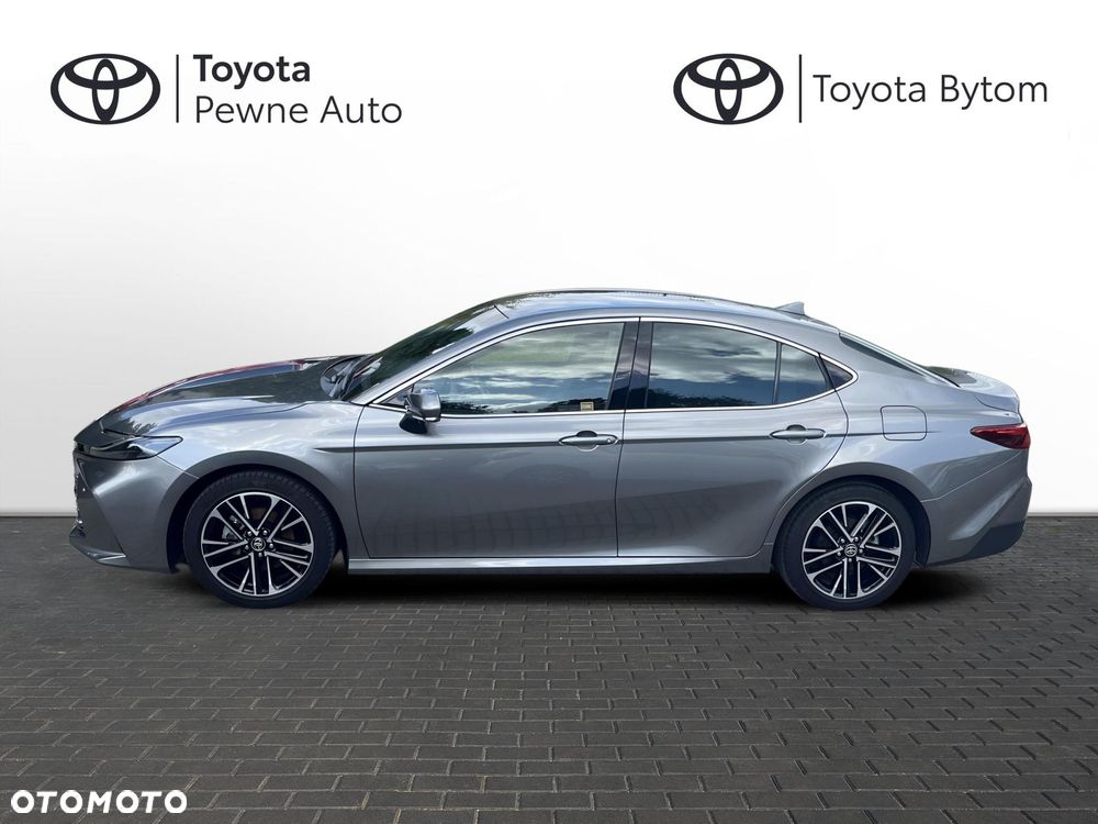 Toyota Camry - 3