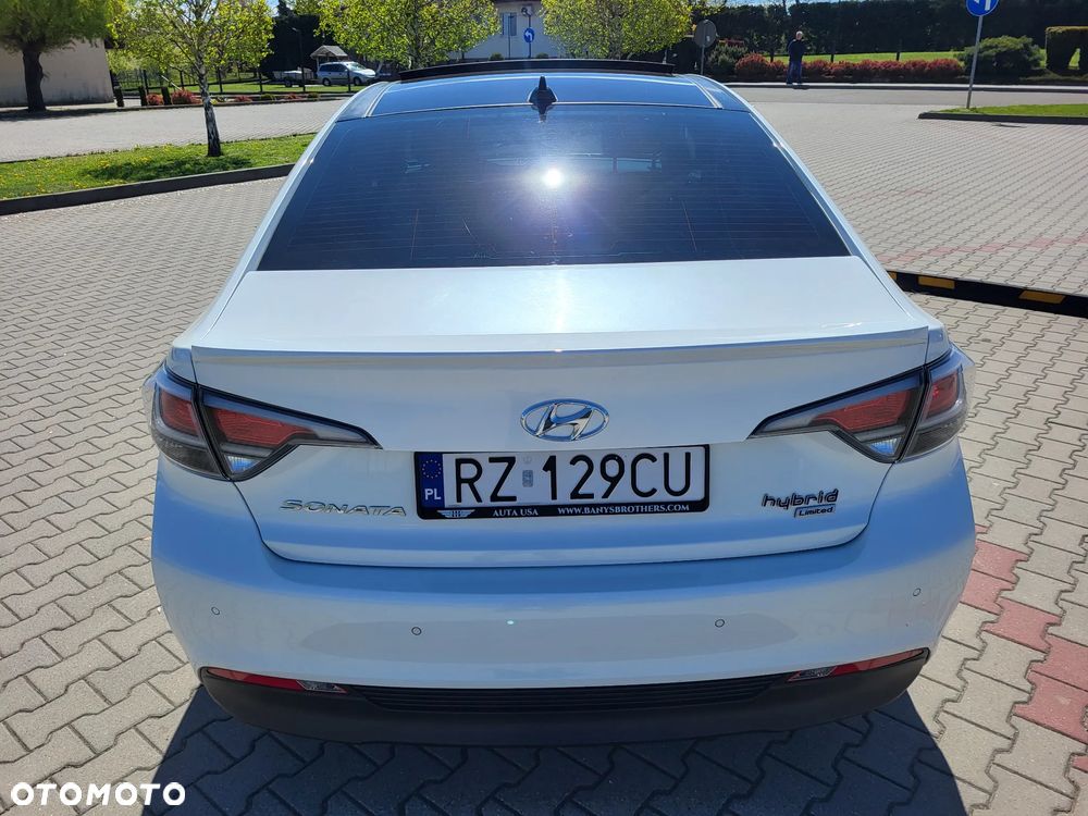 Hyundai Sonata - 6