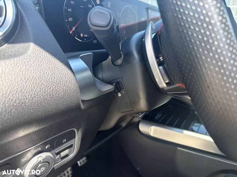 Mercedes-Benz GLB 220 d 4MATIC Aut. - 14