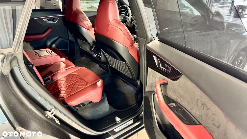 Audi SQ8 - 27