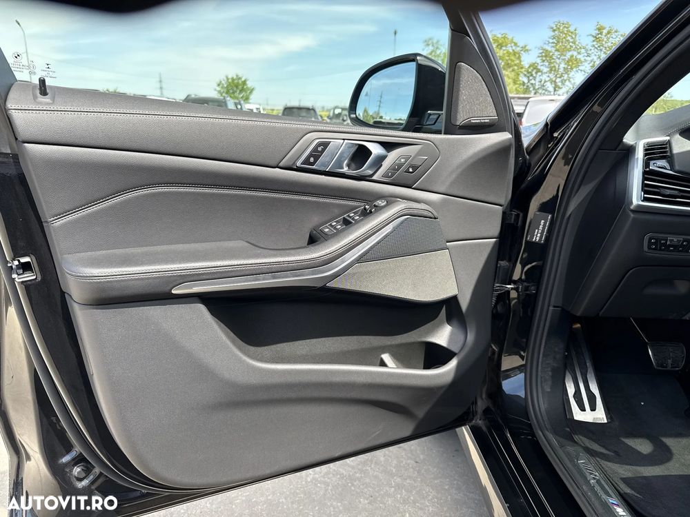 BMW X5 M M50i - 22