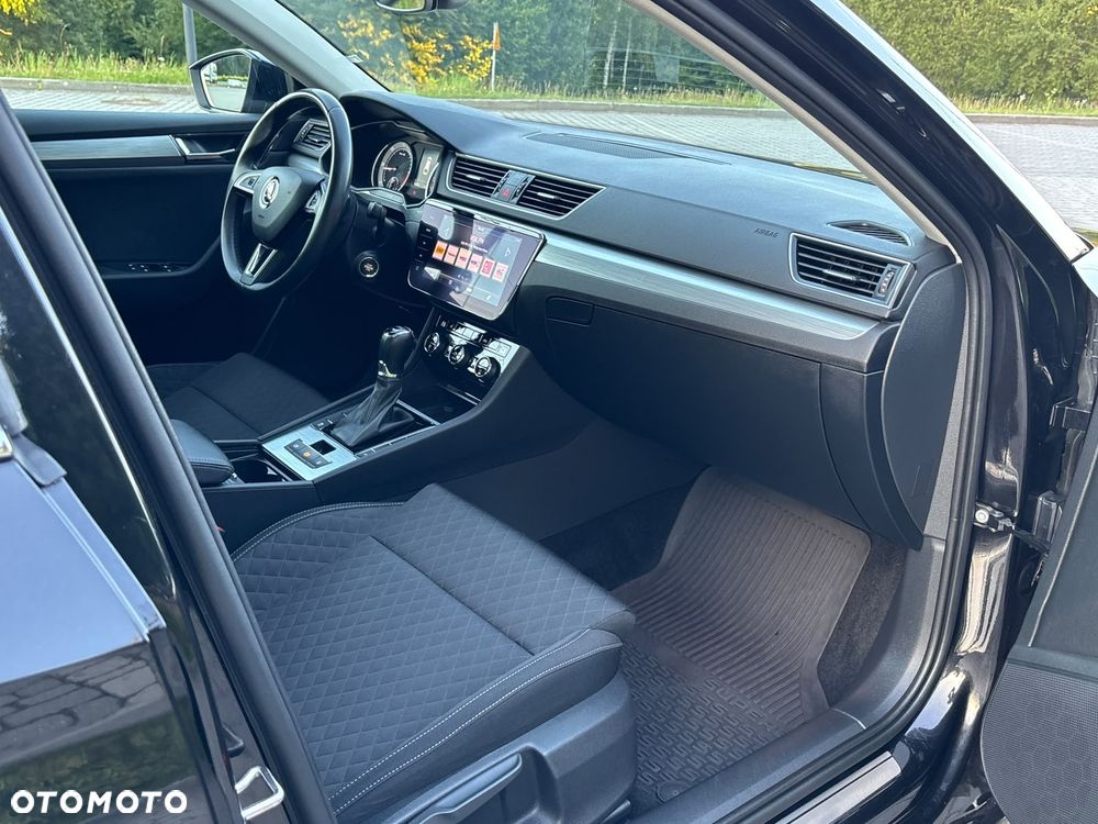 Skoda Superb 2.0 TDI DSG Premium Edition - 8